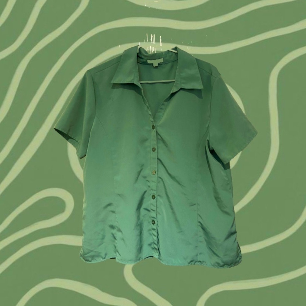 sage green button down shirt 🌱🍄